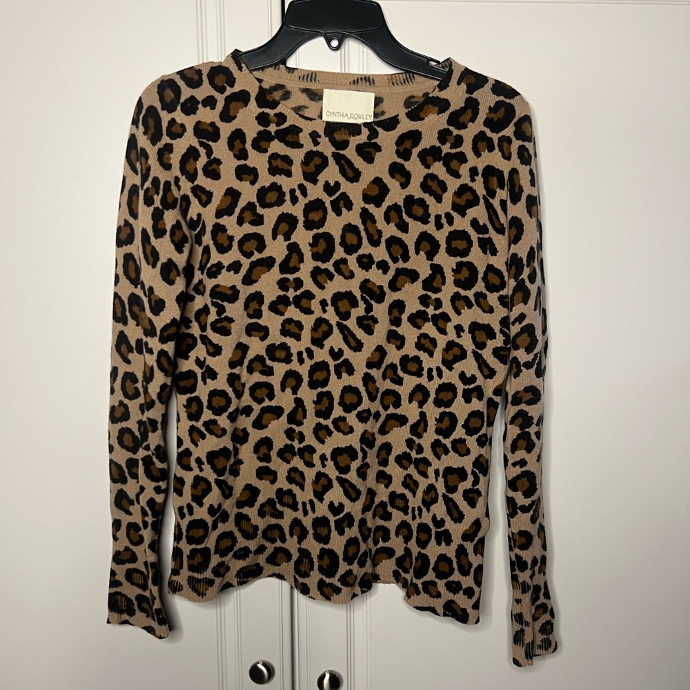 Cynthia Rowley Leopard Print Crewneck Cashmere Sweater in Tan and Black - Picture 2 of 9